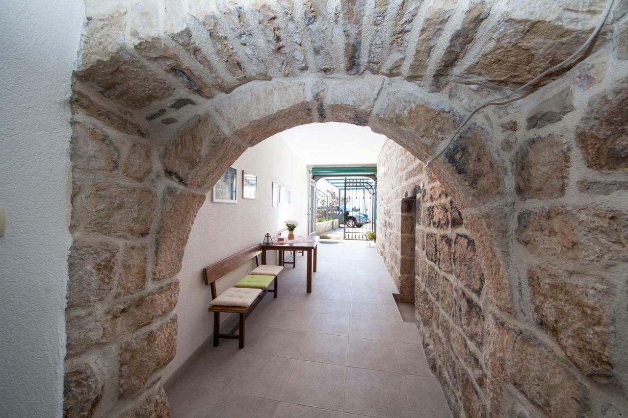 Old Stone House Mario Villa Podgora Bagian luar foto