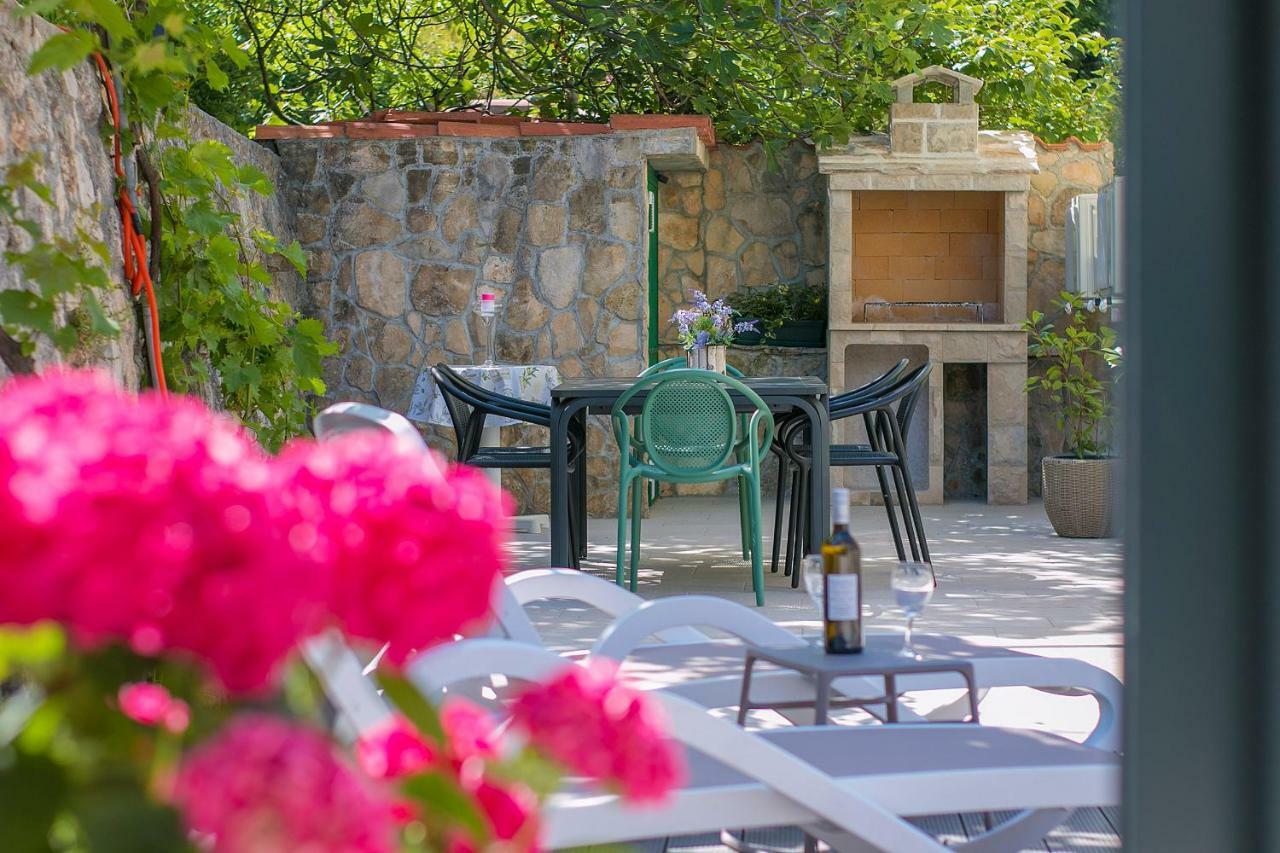 Old Stone House Mario Villa Podgora Bagian luar foto